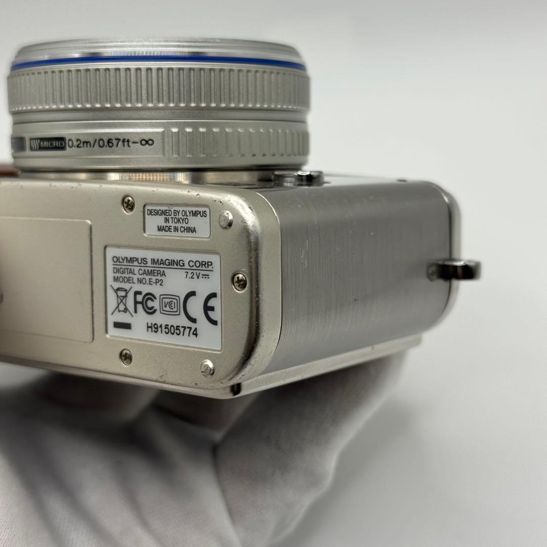 オリンパス E-P2 17mm 1:2.8 パンケーキレンズ付