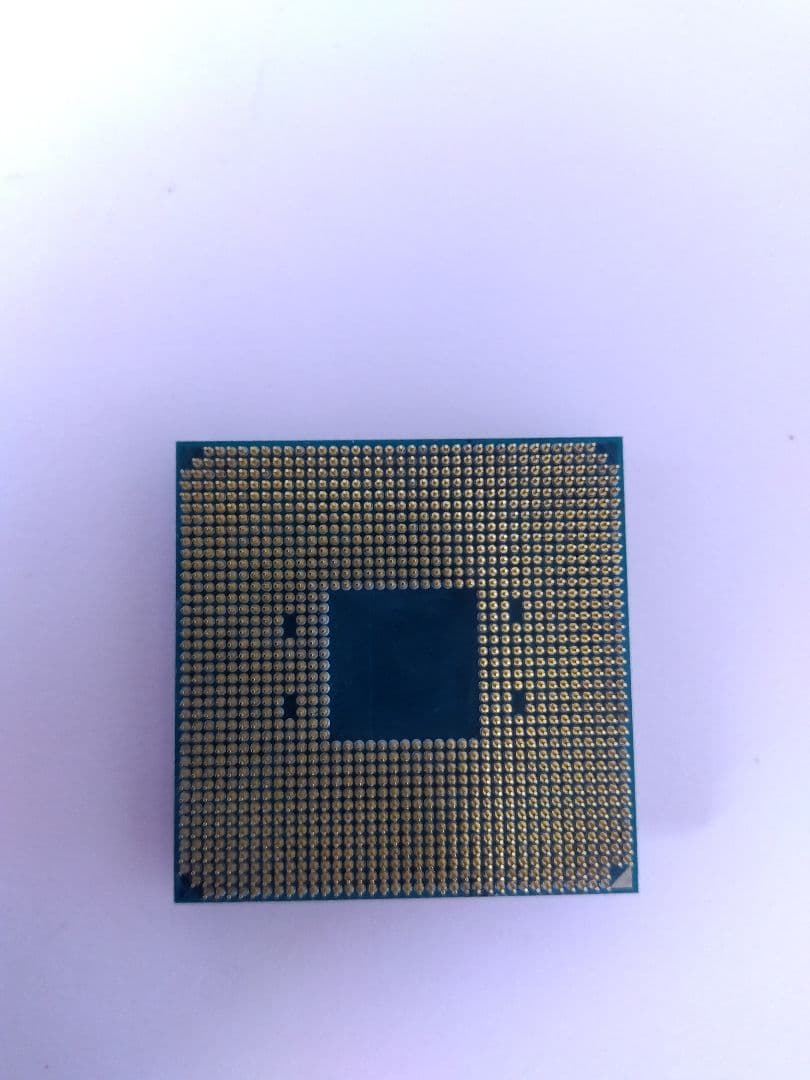 AMDのCPU「Ryzen 7 3700X」　ジャンク品