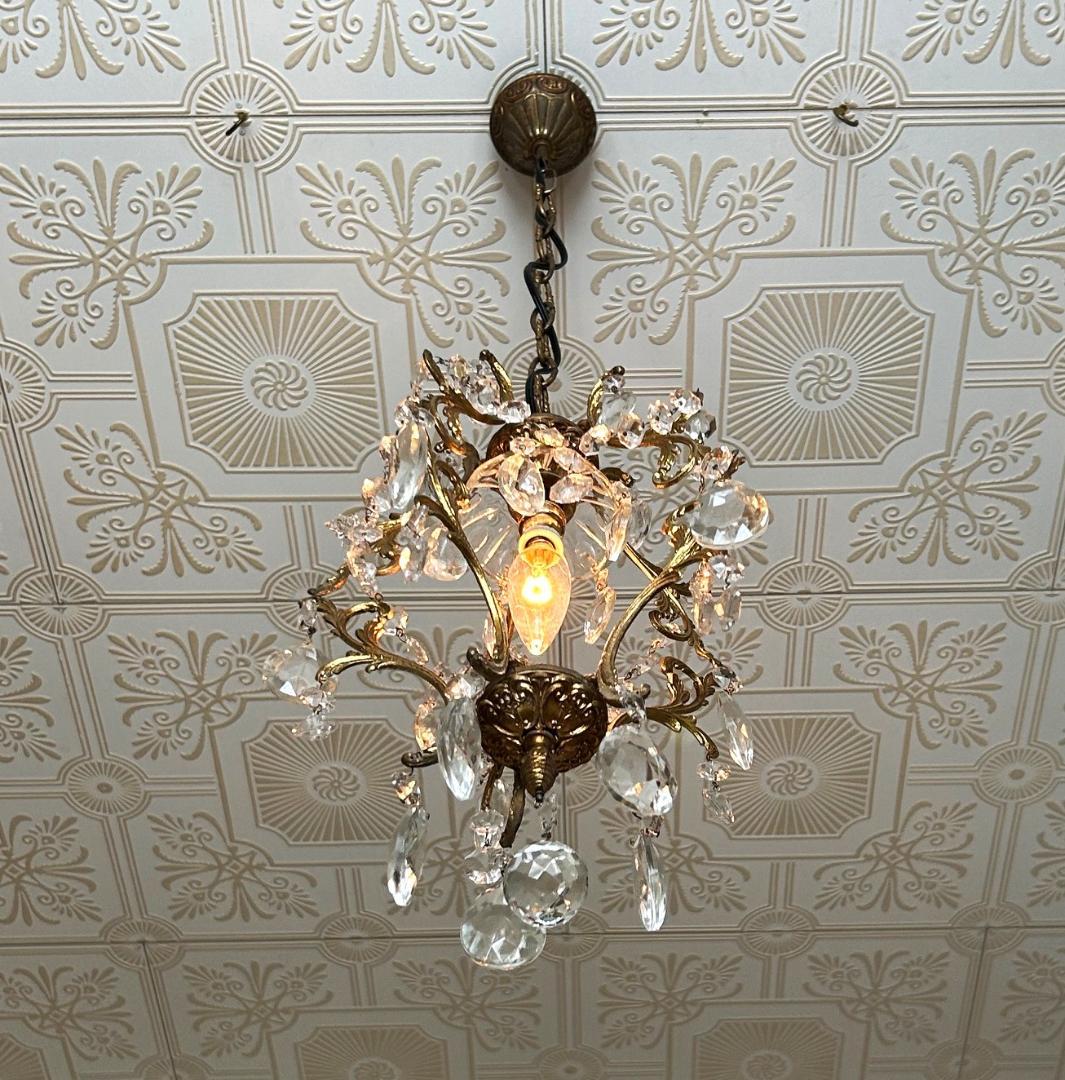 フランスアンティーク　シャンデリア　ガラスドロップ　照明　ランプ　PARIS