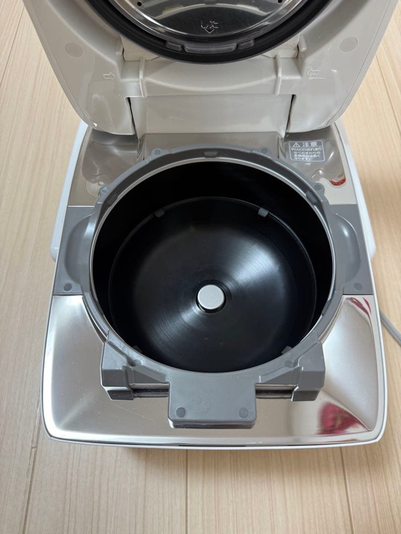 Zojirushi 炊飯器 NW-KB10 美品　2020年