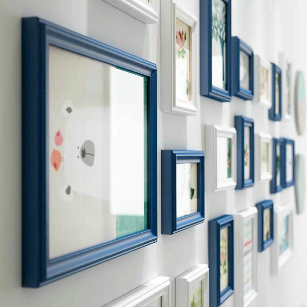 実木の写真立てのアイデアの壁の応接間の装飾画は壁の写真立てを掛けて穴を開けない