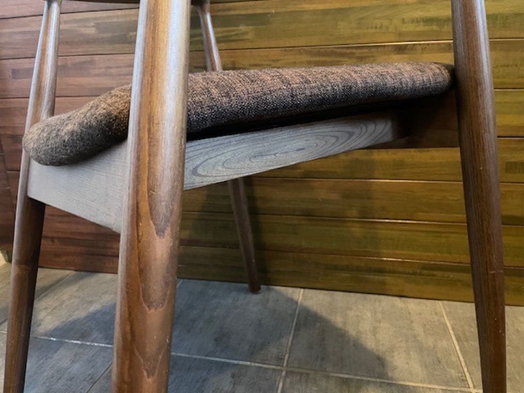 こんねこん12■タモ無垢材/天然木 アームチェア/ダイニングチェア■A