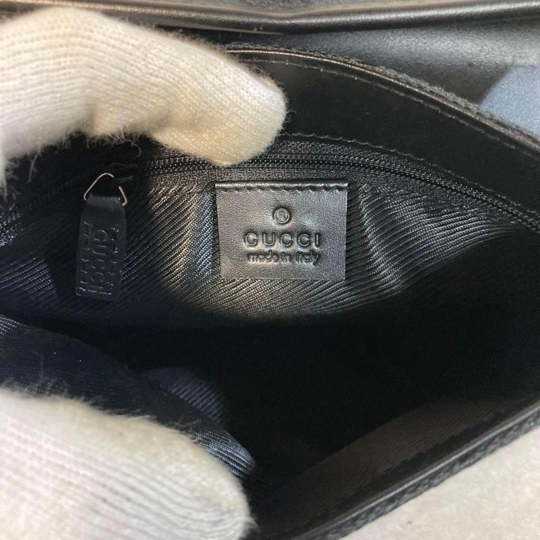 ！新品同然！　GUCCI グッチ　ボディーバッグ　ブラック　キャンバス