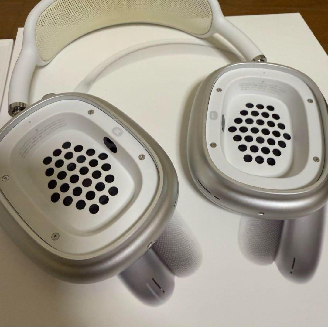 美品Apple AirPods Max シルバー 2025年5月末まで保証あり