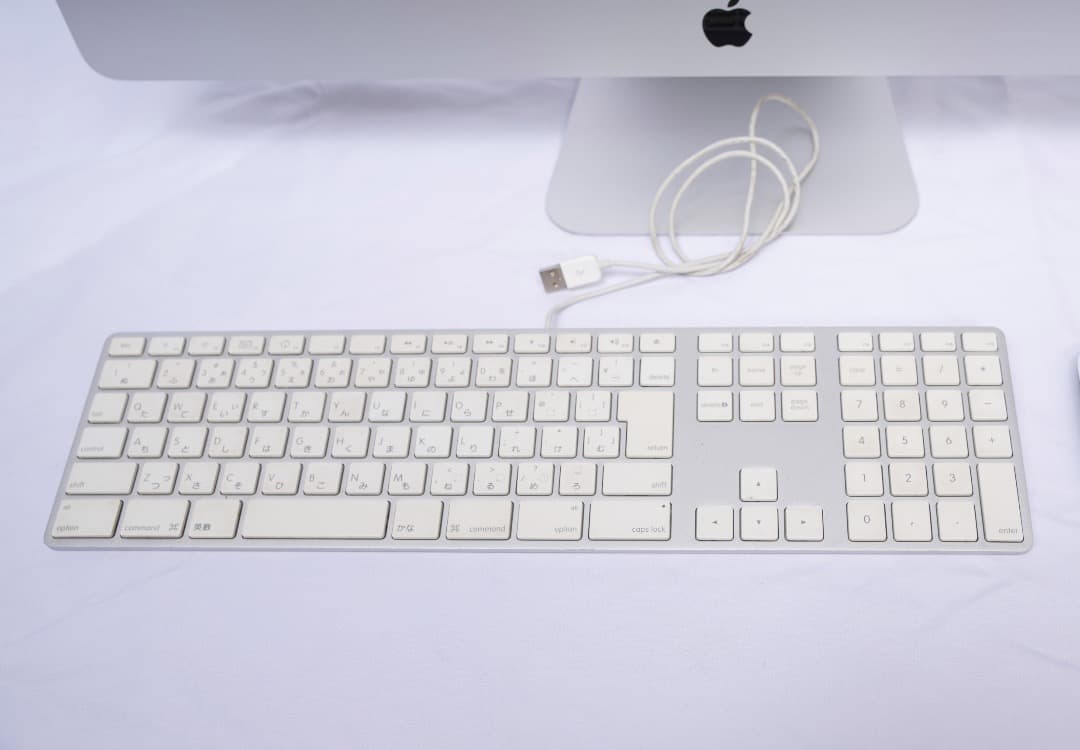 Macデスクトップ iMac27(2017) Core i7 SSD512 Radeon580