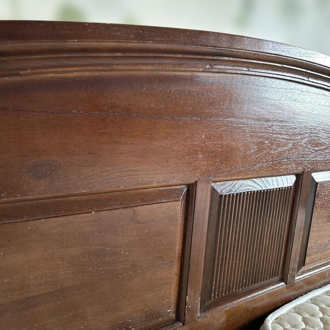 職人手作り工芸　輸入住宅用キングサイズベッド　マットレスつき