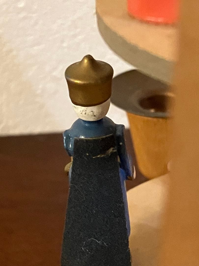 木製クリスマスピラミッド フィギュア付き