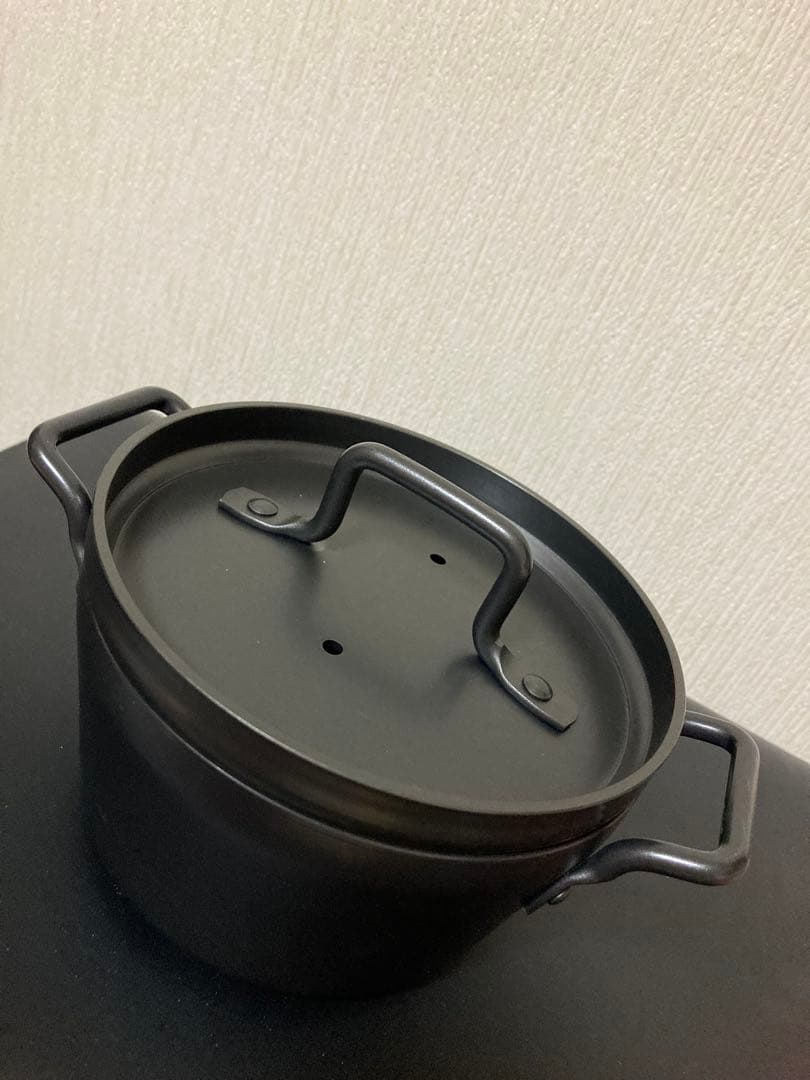 ミ*ン様 傷あります。　松田美智子の自在道具　鉄の小さなごはん鍋　松田美智子　ご