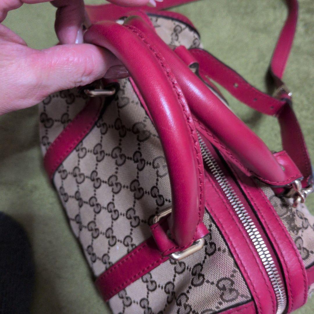 ら*む様 Gucci GGパターン ショルダーバッグ 赤