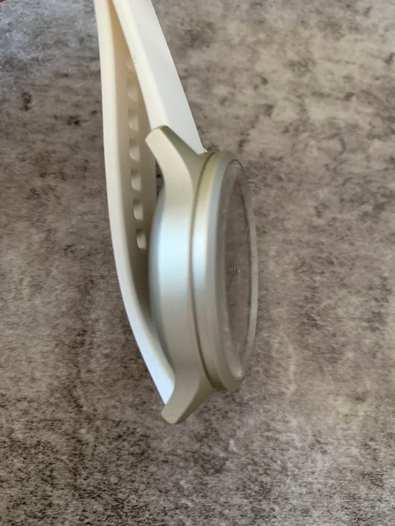 Garmin vivomove style ライトゴールド