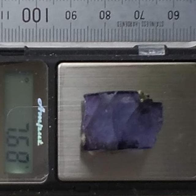 7.68g　パープルフローライト　鉱物標本　フローライト