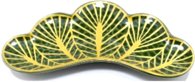 新品　有田焼幸楽窯　松葉形前菜皿　取り皿　3種　3枚セット　箱入り　縁起物　高級