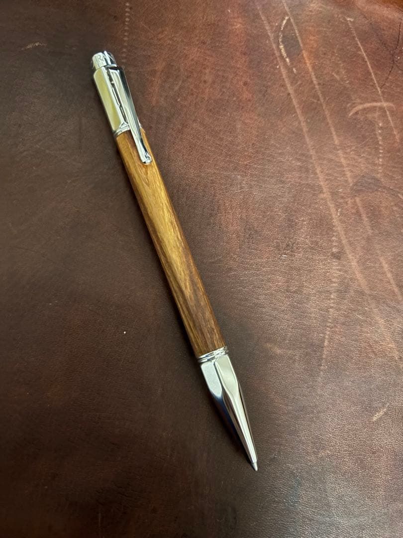 カランダッシュ　ボールペン