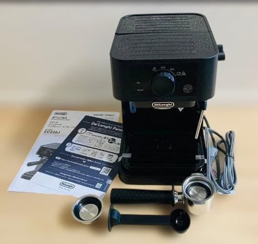 デロンギ　スティローザ　エスプレッソ・カプチーノ ＆ ミルとエスプレッソカップ2