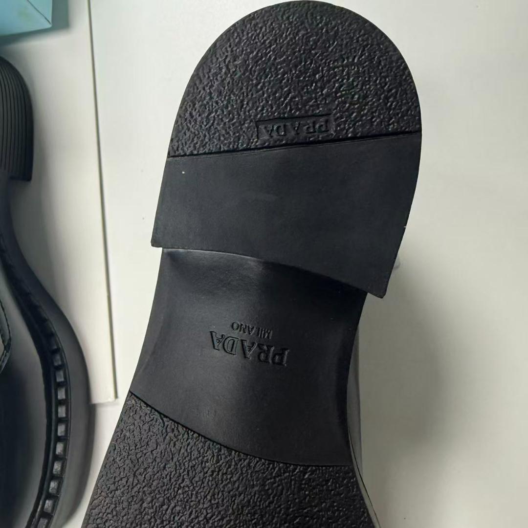 美品✨ ブラック ローファープラダレディース24センチ 37 BOX付