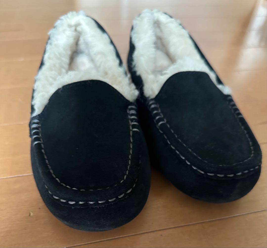 UGG 黒 スエード モカシン 23cm