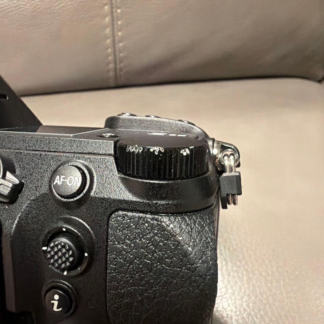 【保証たっぷり残】Nikon Z6III おまけ付きお買得品