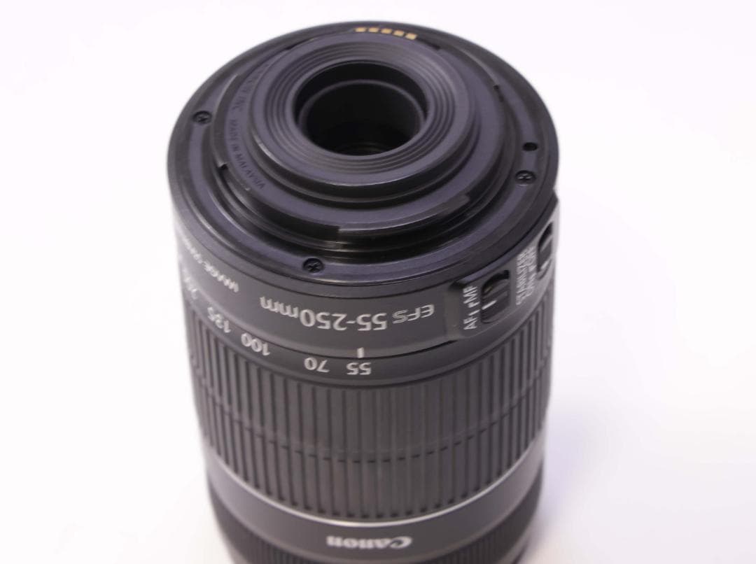 Canon EOS Kiss X7 デジタル一眼レフ、ダブルズームセット