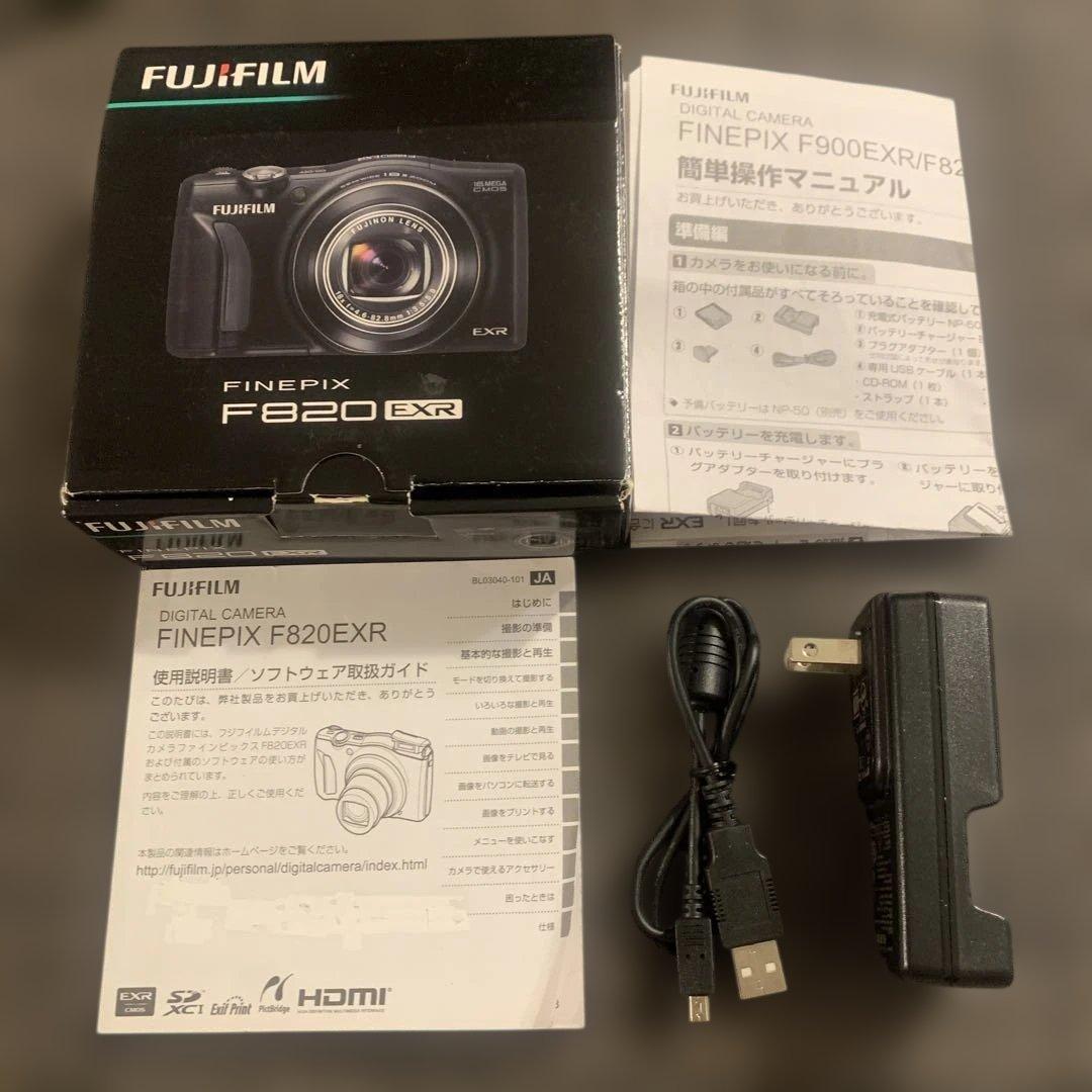 FUJIFILM FINEPIX F820EXR コンパクトデジタルカメラ
