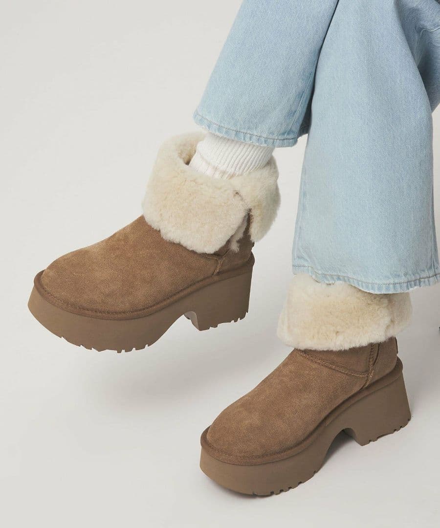 サイズ 23(6) 今季新品　UGGブーツ