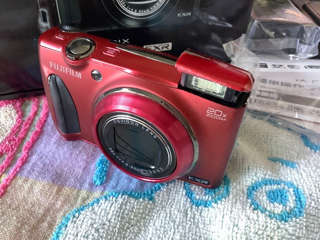 美品 FUJIFILM 20倍望遠 FinePix F900EXR デジカメ