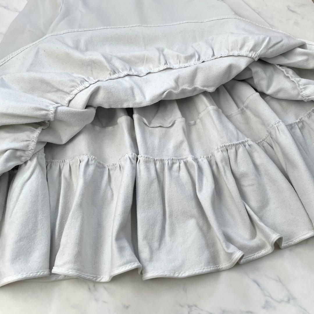 美品　ヨリ yori ぬくぬくティアードフリルブラウス　ヘム　ライトグレー