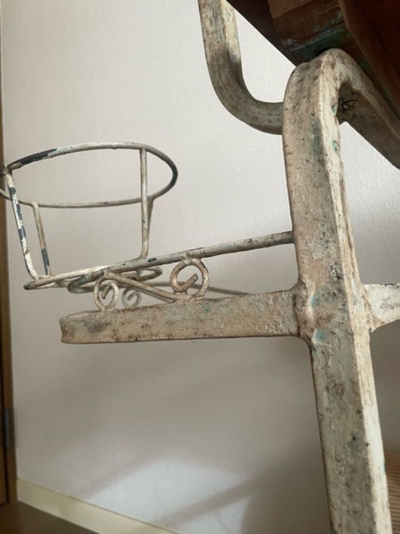 【値下げ】アンティークのアイロン台