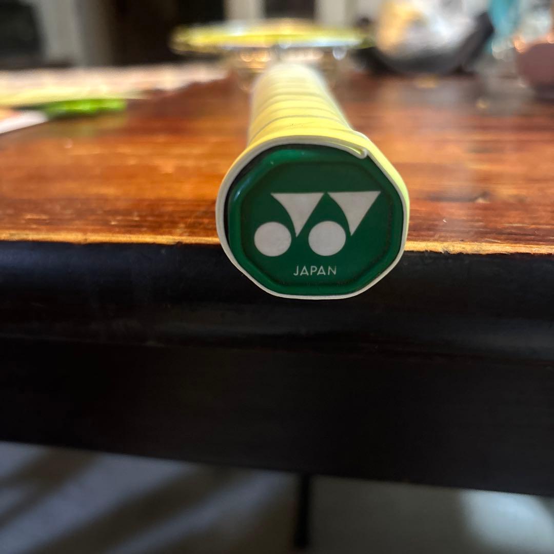 ヨネックスARC SABER 7 バドミントンラケット　お値下げ！！