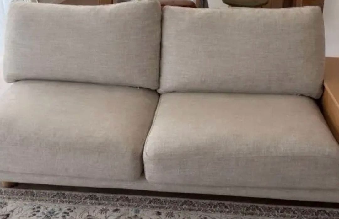 ACTUS ベージュ ファブリック 2〜3人掛けソファ サイドテーブル付き