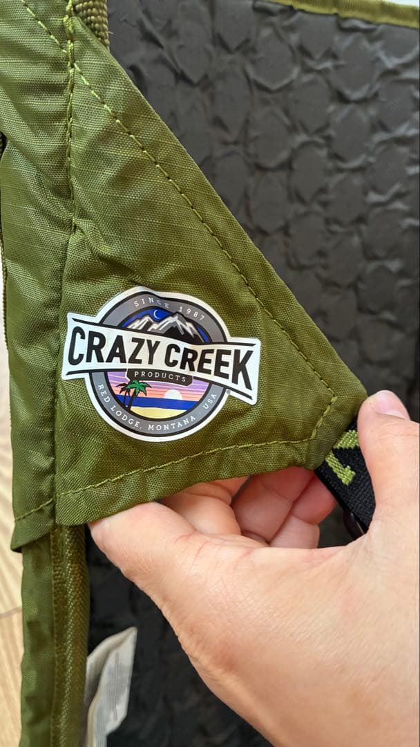 美品　CRAZY CREEK チェア