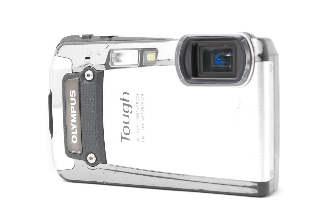 【完動品】OLYMPUS Tough TG-820　防水　耐衝撃　コンデジ