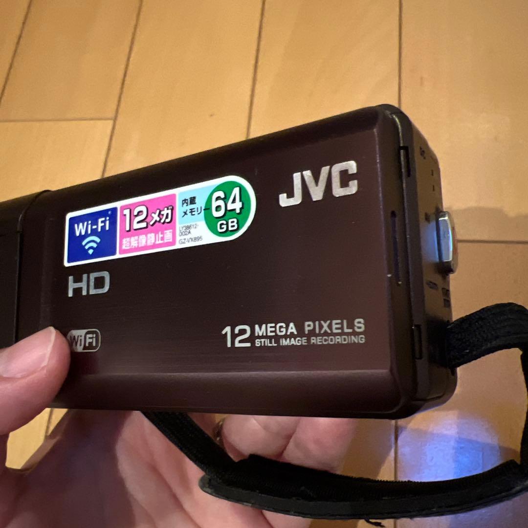 ビデオカメラ　JVC