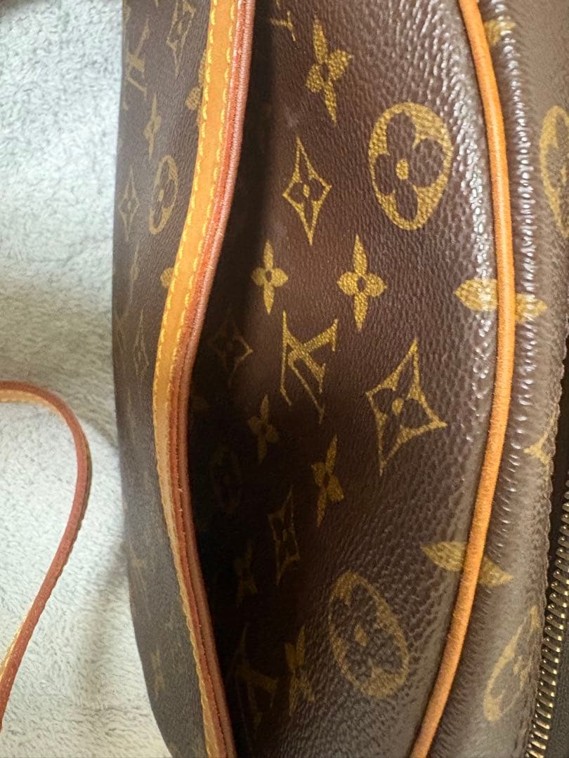 モノグラムブロワショルダーバッグ