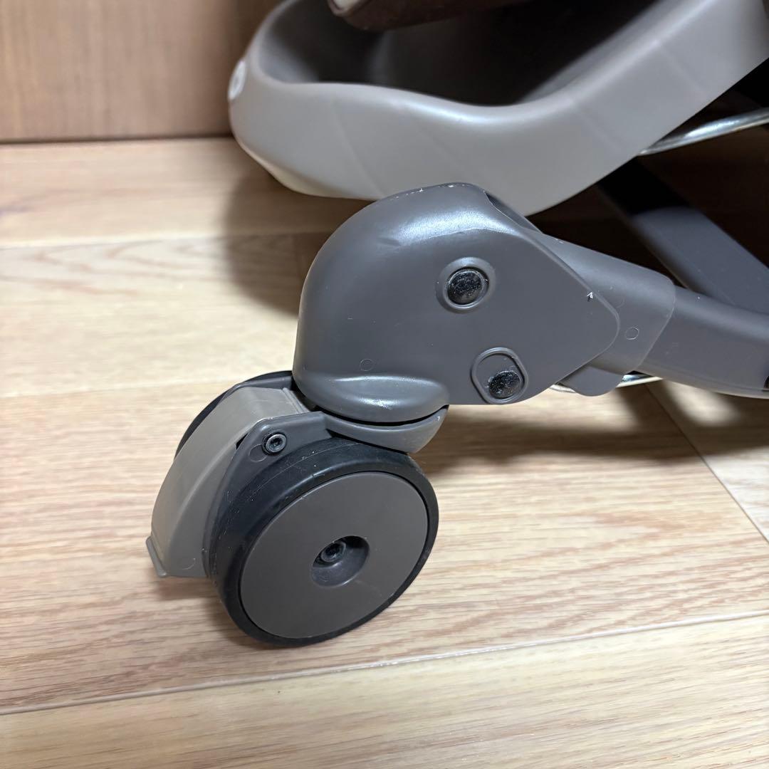 【美品・動作確認済】combi ネムリラAT LM 電動ハイローチェア