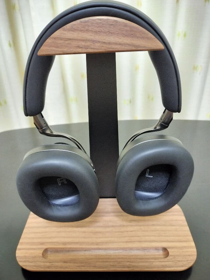 Bowers & Wilkins Px8 ブラック