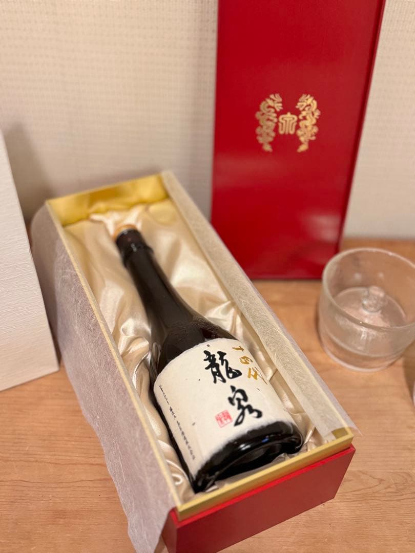特別お値下げ！ 早いもの勝ち！【十四代　龍泉】日本酒　2023 化粧箱付き　空瓶