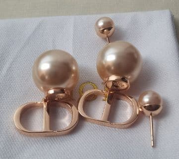 美品 Dior CD パール ピアス ベビーピンク