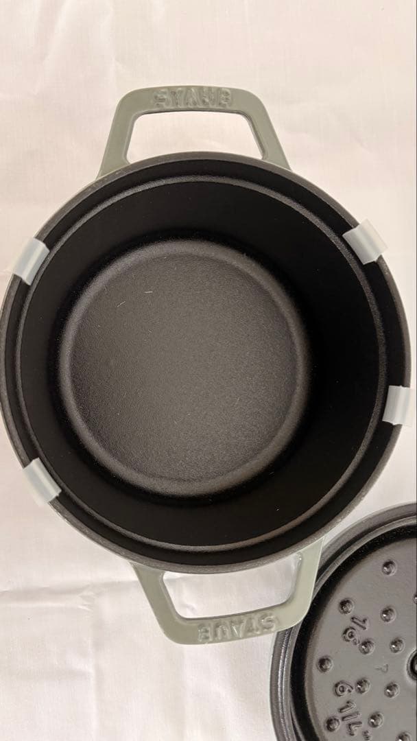 【新品】ストウブ　ラウンドココット　ユーカリ　16cm