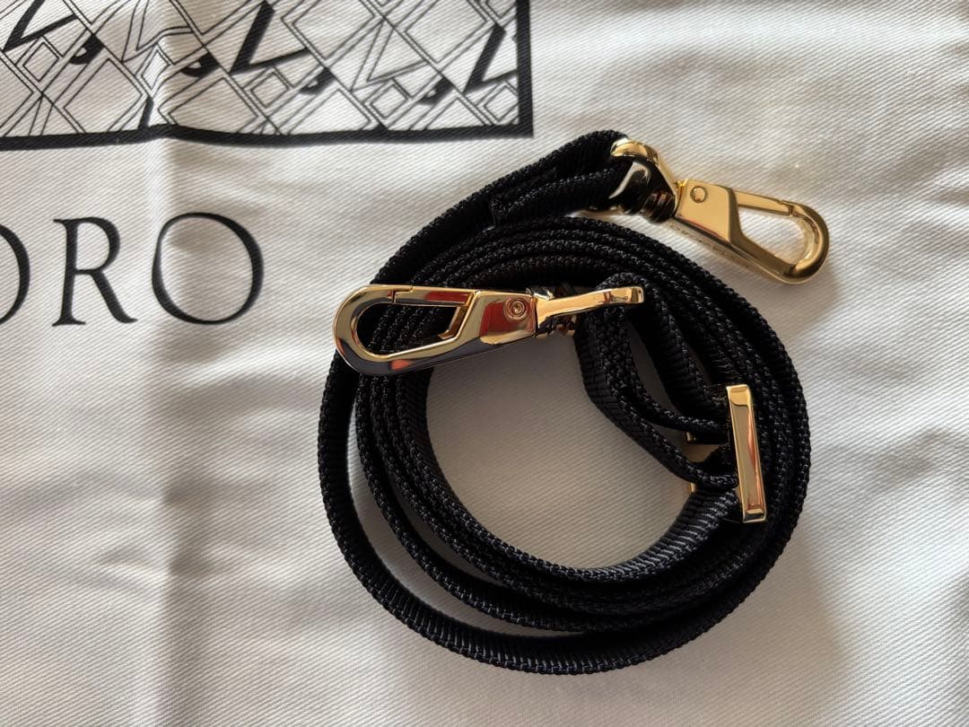 ★VIOLA d'ORO （ヴィオラドーロ）ブラック/グリーン バッグ（XS）★