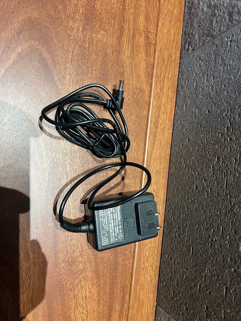 Makita MR108 Bluetooth スピーカー