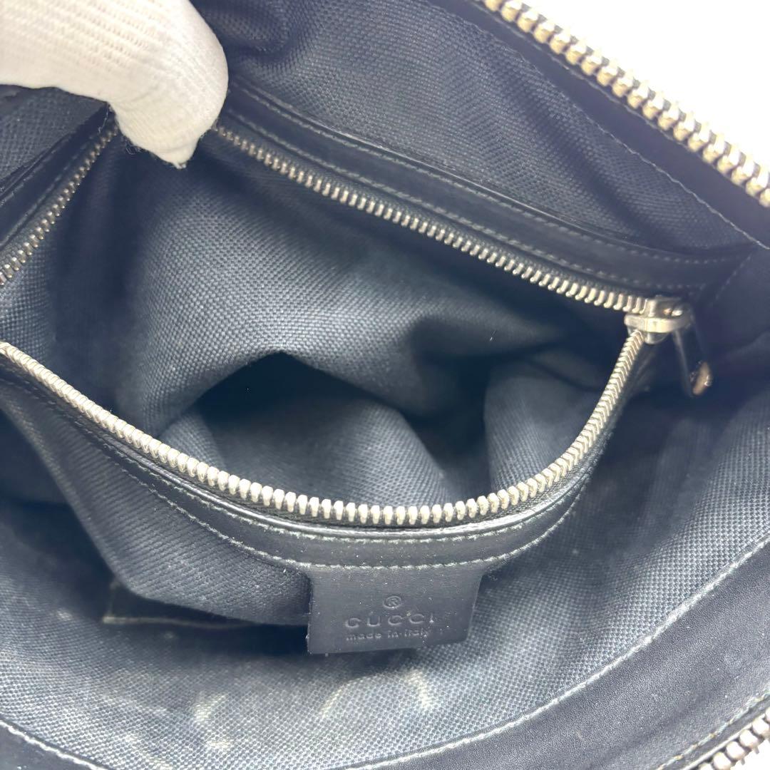 希少 GUCCI グッチ ショルダーバッグ タイガー ggスプリーム 総柄