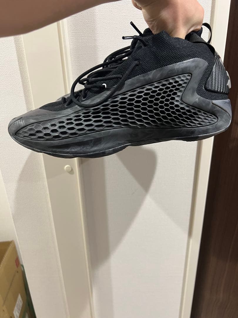 adidas AE1 27.5 2回体育館で使用しました。