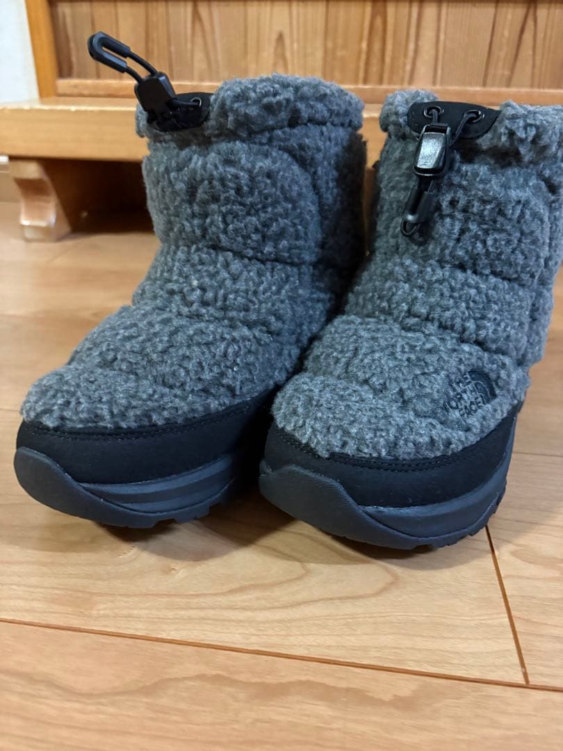 新品　ノースフェイス　ヌプシ ブーティ ショート フリース（ユニセックス）