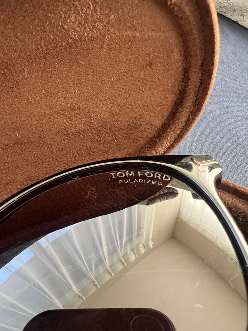 きなこ　TOM FORD ラウンド型サングラス ブラック