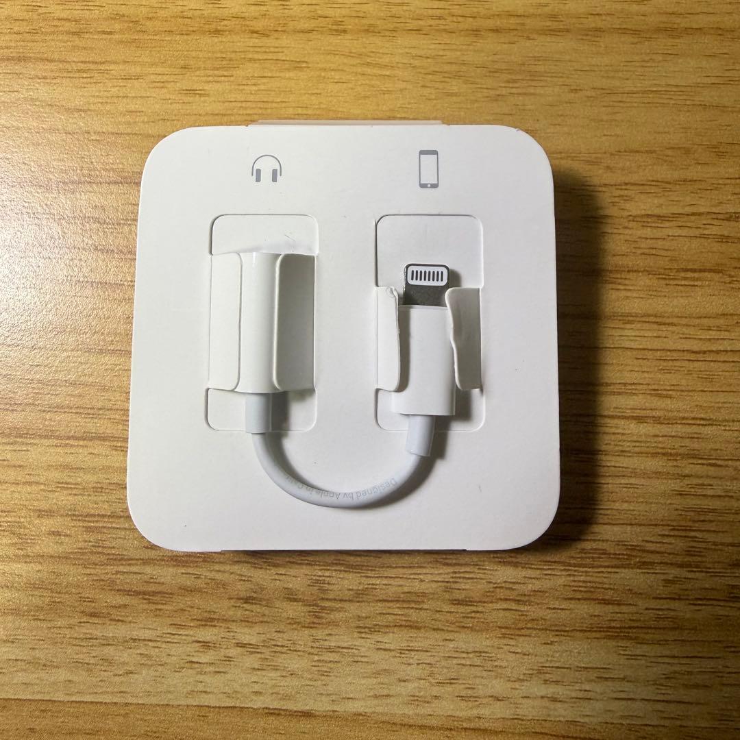 iPhone SE 第二世代 SIMフリー 64GB