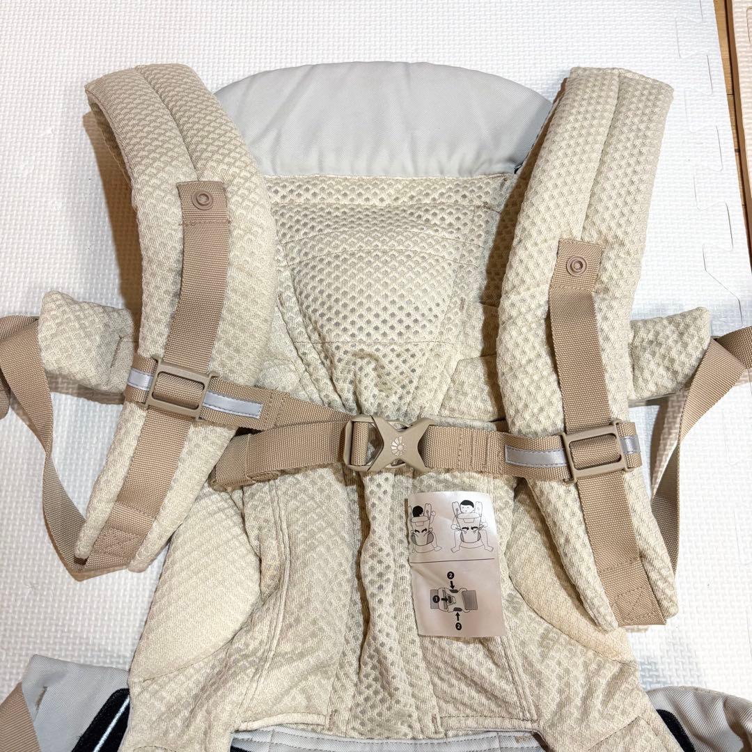 【美品】ergobaby OMNI BREEZE サンドベージュ 抱っこ紐