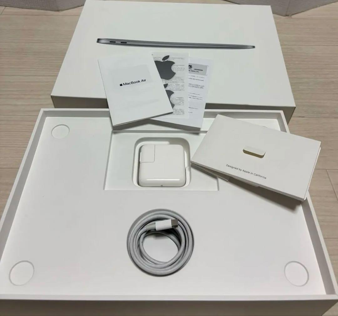 MacBook Air 2019 13インチ箱、充電器付き