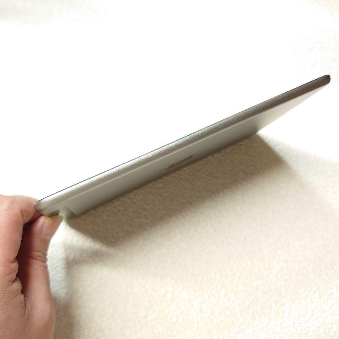 iPad mini 4 128GB SIMフリー スペースグレイ 手帳型ケース付