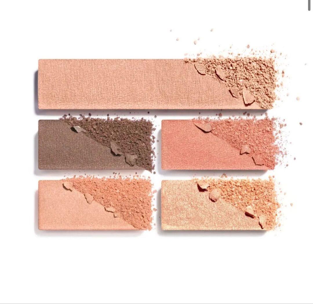 シャネル　レベージュパレットルガール　5色アイシャドウ　アイシャドウパレット