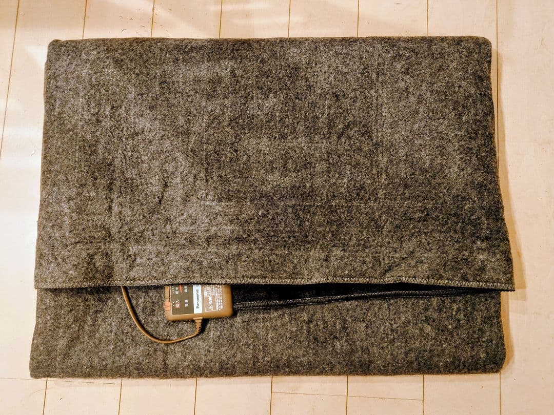 Panasonic パナソニック電気カーペットDC-3JN 3畳　3面切換